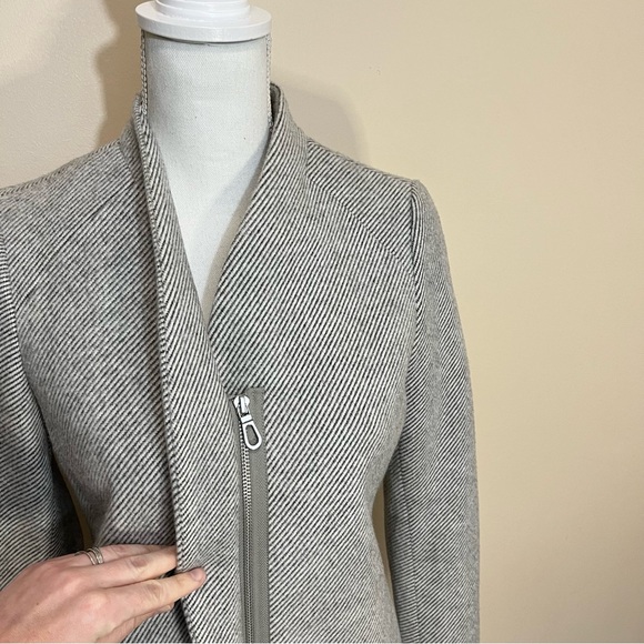 NWT RW&CO Long Blazer Jacket Light Grey Stripe - Career Office Work Outerwear XS - Picture 3 of 13